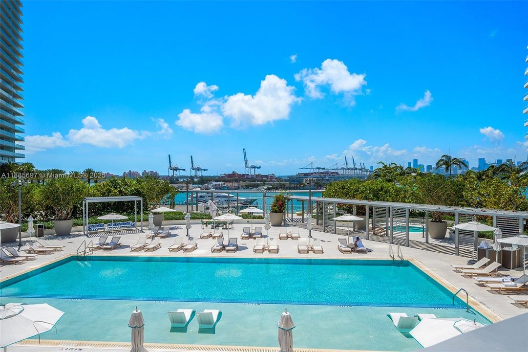 En Venta: $3,495,000 (3 camas, 3 baños, 2178 Pies cuadrados)