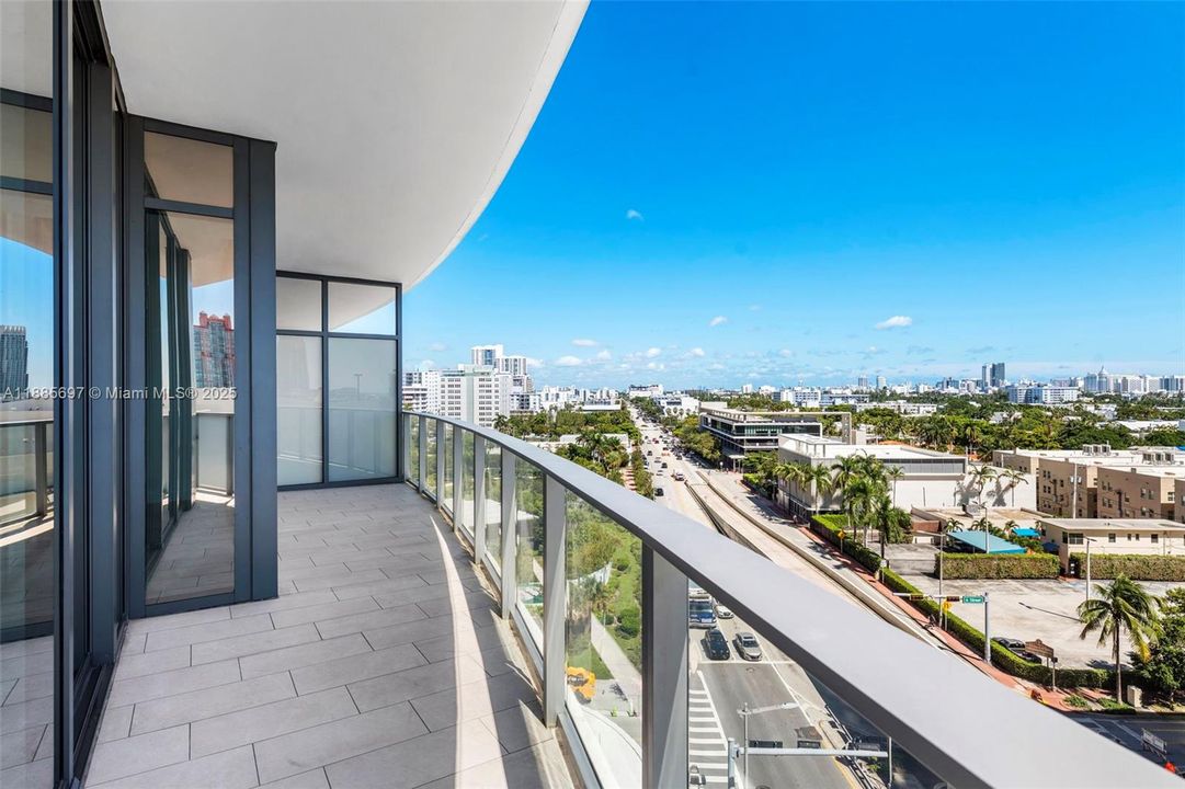 En Venta: $3,495,000 (3 camas, 3 baños, 2178 Pies cuadrados)