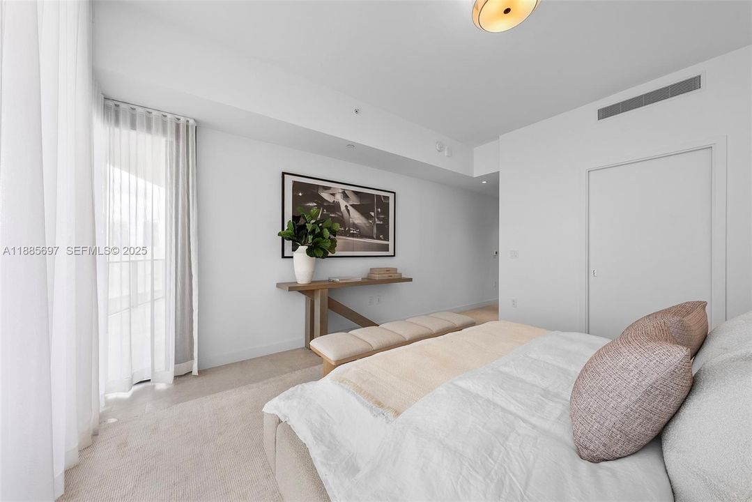 For Sale: $3,495,000 (3 beds, 3 baths, 2178 Square Feet)