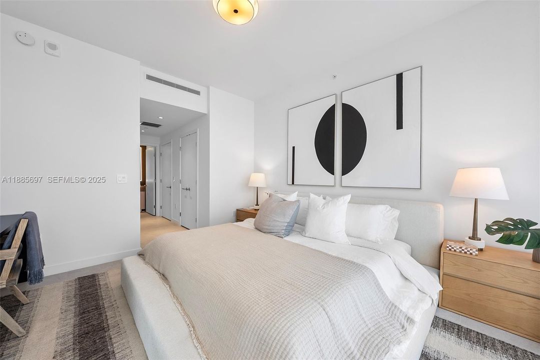 For Sale: $3,495,000 (3 beds, 3 baths, 2178 Square Feet)