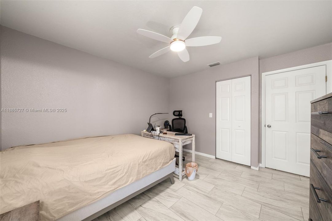 En Venta: $199,900 (3 camas, 2 baños, 0 Pies cuadrados)