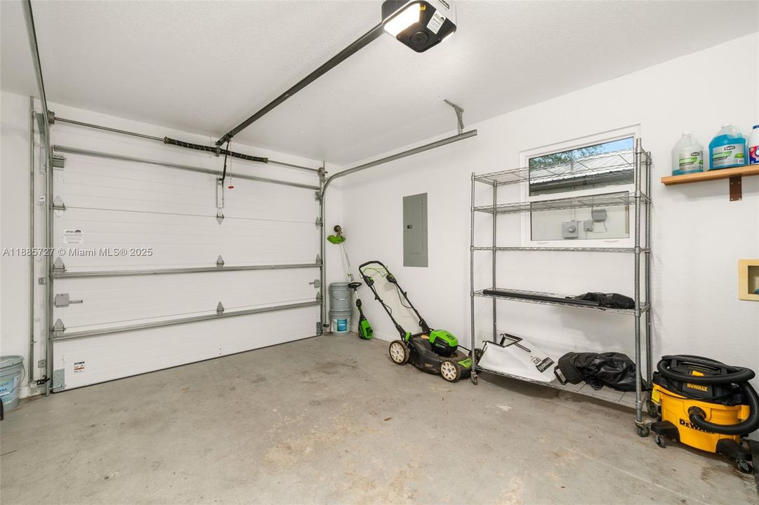 En Venta: $199,900 (3 camas, 2 baños, 0 Pies cuadrados)