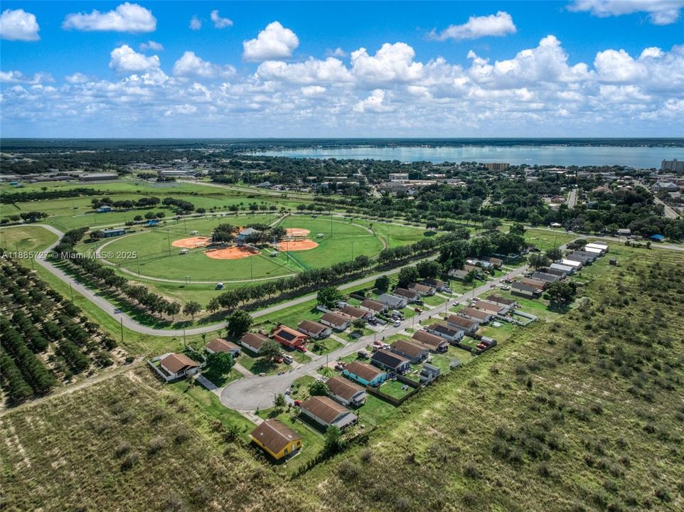 En Venta: $199,900 (3 camas, 2 baños, 0 Pies cuadrados)