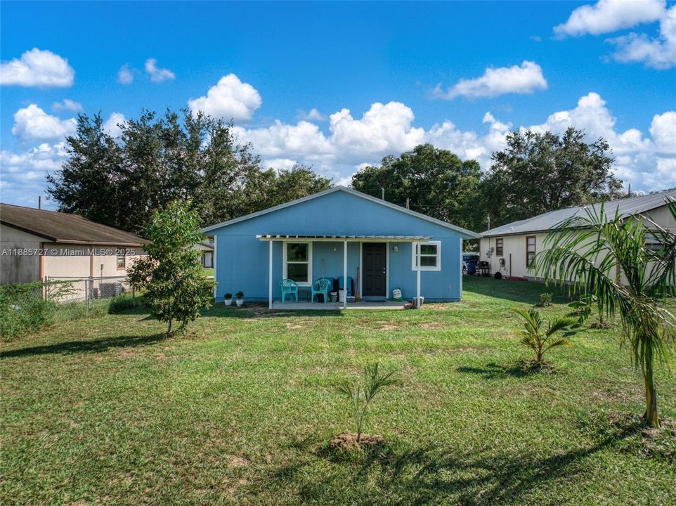 En Venta: $199,900 (3 camas, 2 baños, 0 Pies cuadrados)