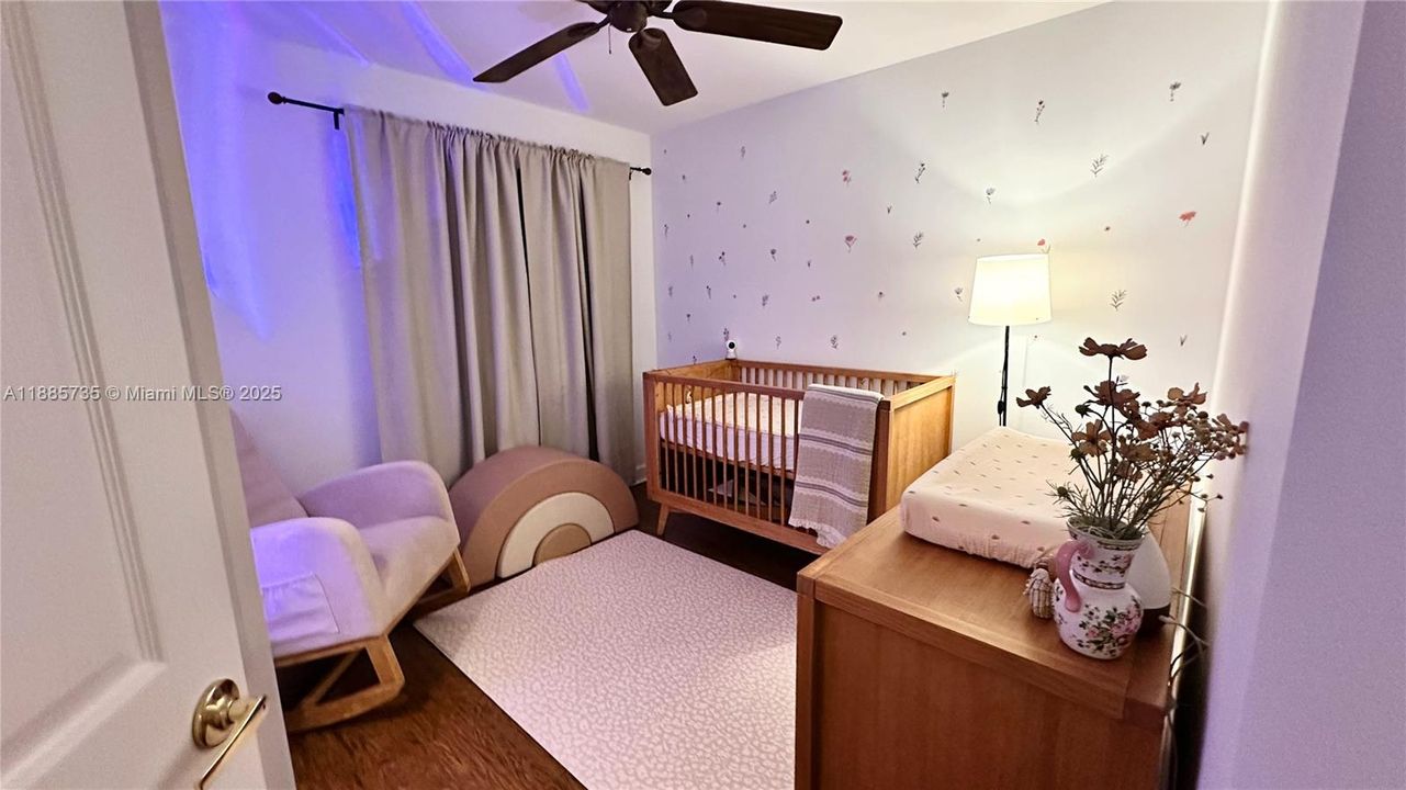 Activo con contrato: $3,390 (3 camas, 2 baños, 1744 Pies cuadrados)