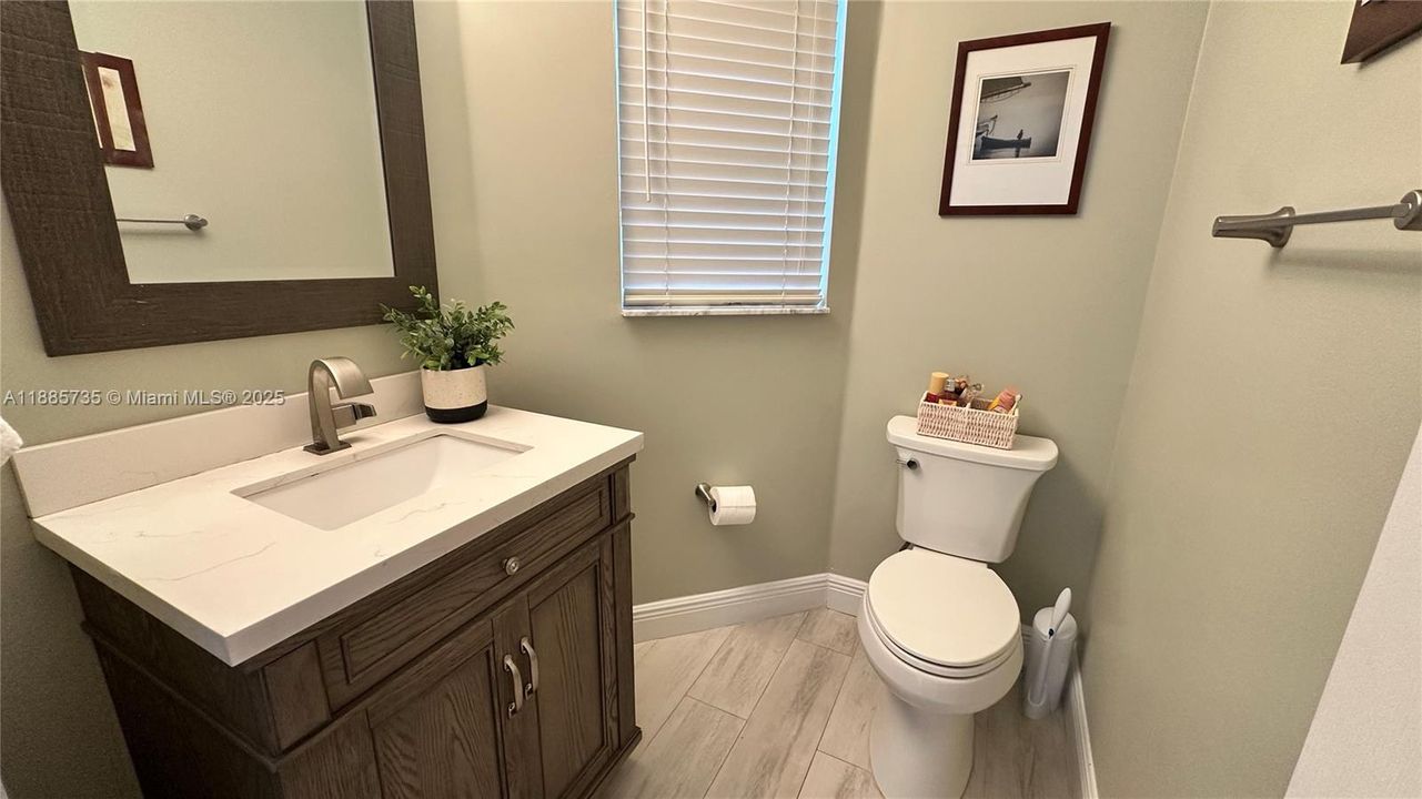 Activo con contrato: $3,390 (3 camas, 2 baños, 1744 Pies cuadrados)