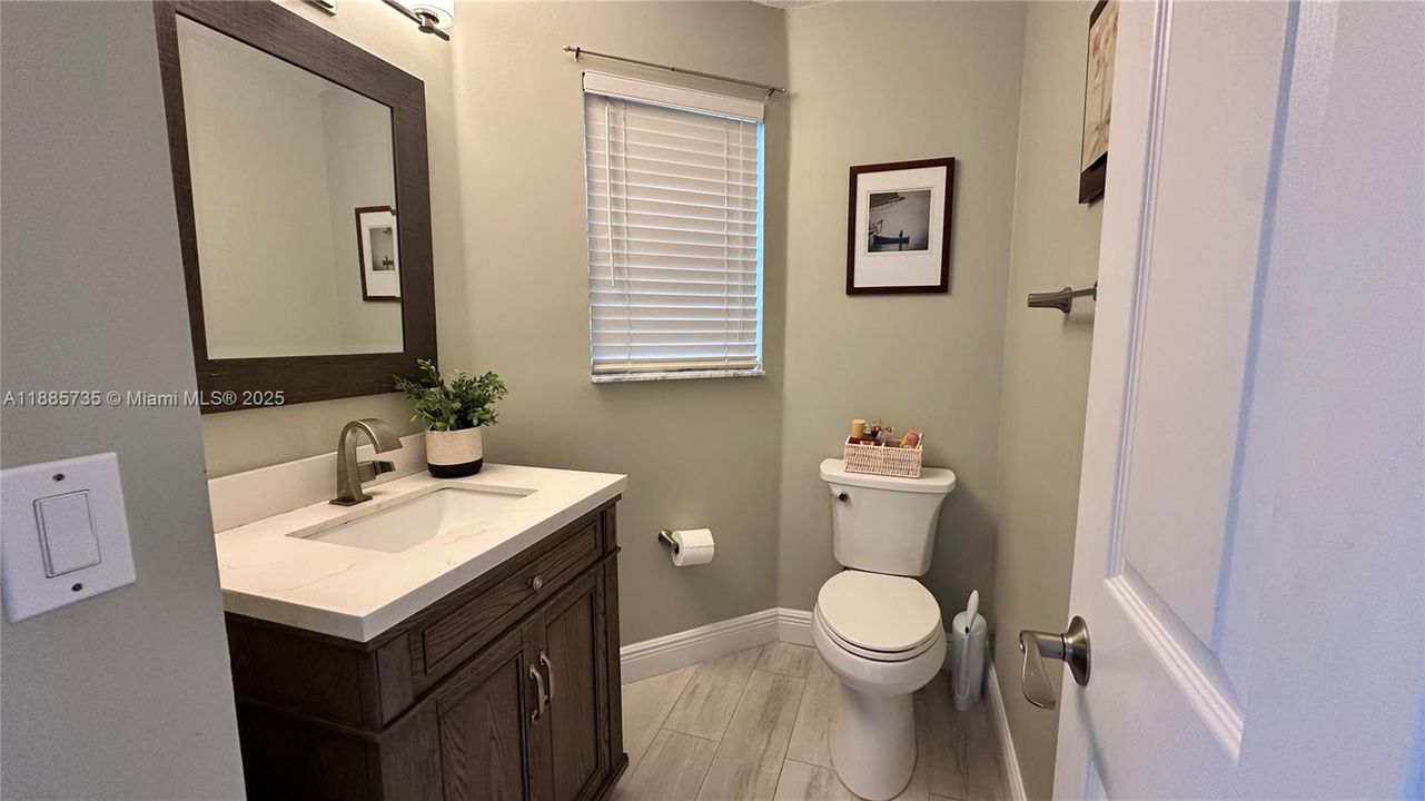 Activo con contrato: $3,390 (3 camas, 2 baños, 1744 Pies cuadrados)