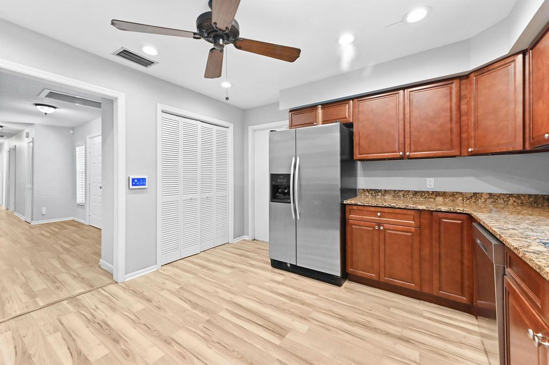 12 Kitchen 03