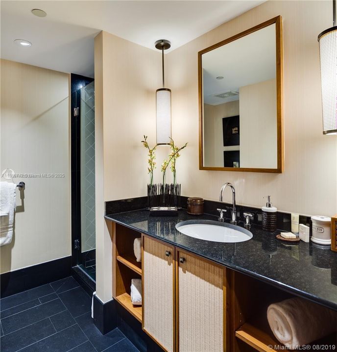 Recently Rented: $31,500 (2 beds, 2 baths, 1242 Square Feet)