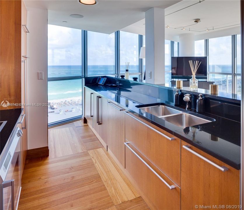 Recently Rented: $31,500 (2 beds, 2 baths, 1242 Square Feet)