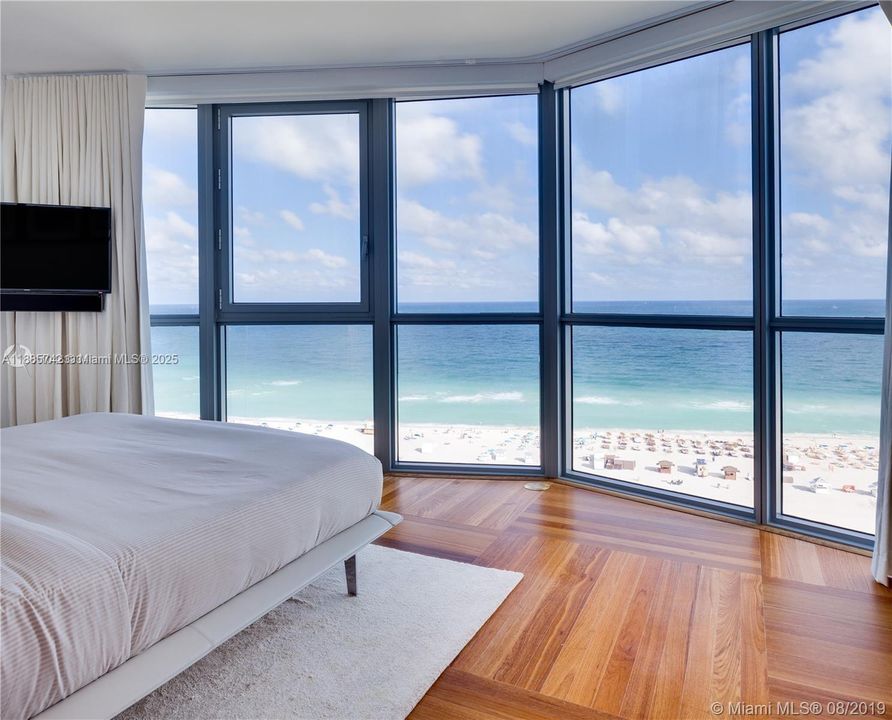 Recently Rented: $31,500 (2 beds, 2 baths, 1242 Square Feet)