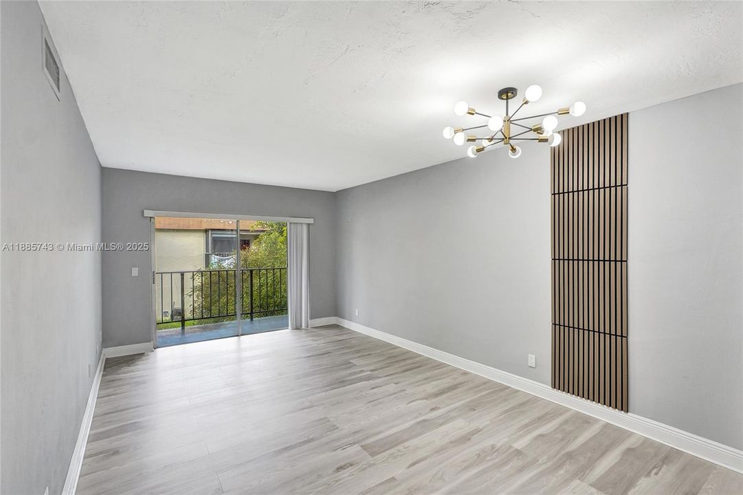 En Venta: $919,500 (0 camas, 0 baños, 905 Pies cuadrados)