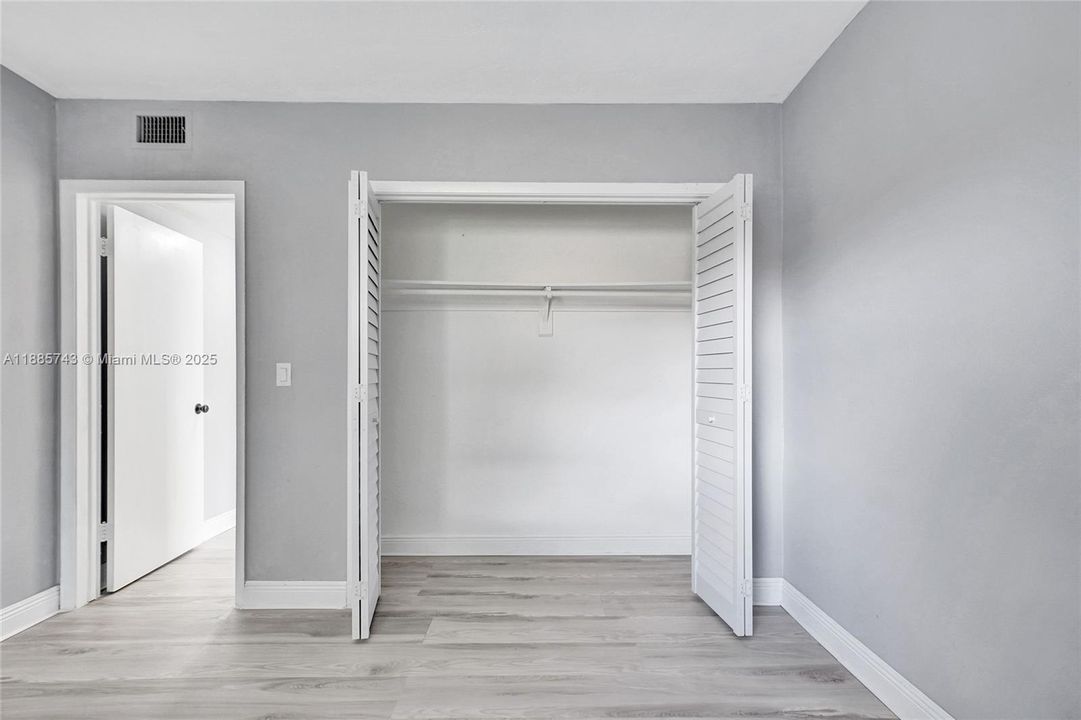 En Venta: $919,500 (0 camas, 0 baños, 905 Pies cuadrados)