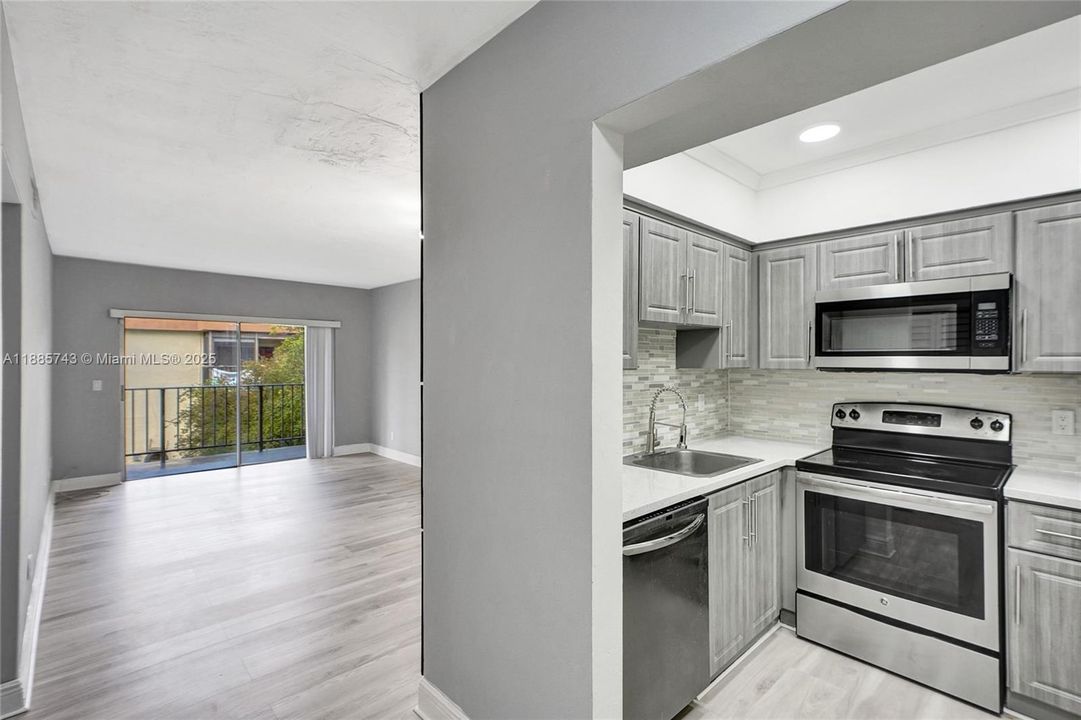 En Venta: $919,500 (0 camas, 0 baños, 905 Pies cuadrados)