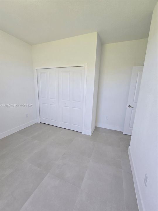 出租: $4,800 (4 贝兹, 3 浴室, 0 平方英尺)