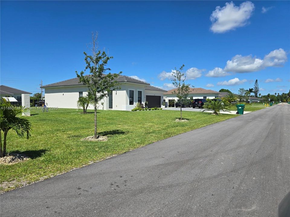 出租: $4,800 (4 贝兹, 3 浴室, 0 平方英尺)