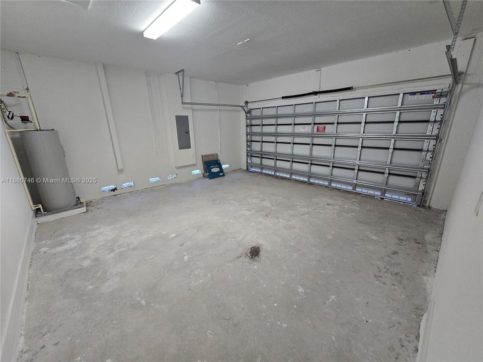 出租: $4,800 (4 贝兹, 3 浴室, 0 平方英尺)