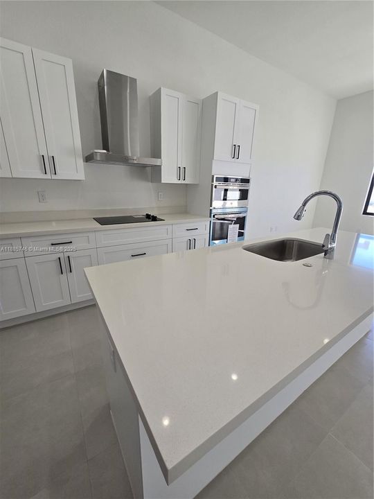 出租: $4,800 (4 贝兹, 3 浴室, 0 平方英尺)