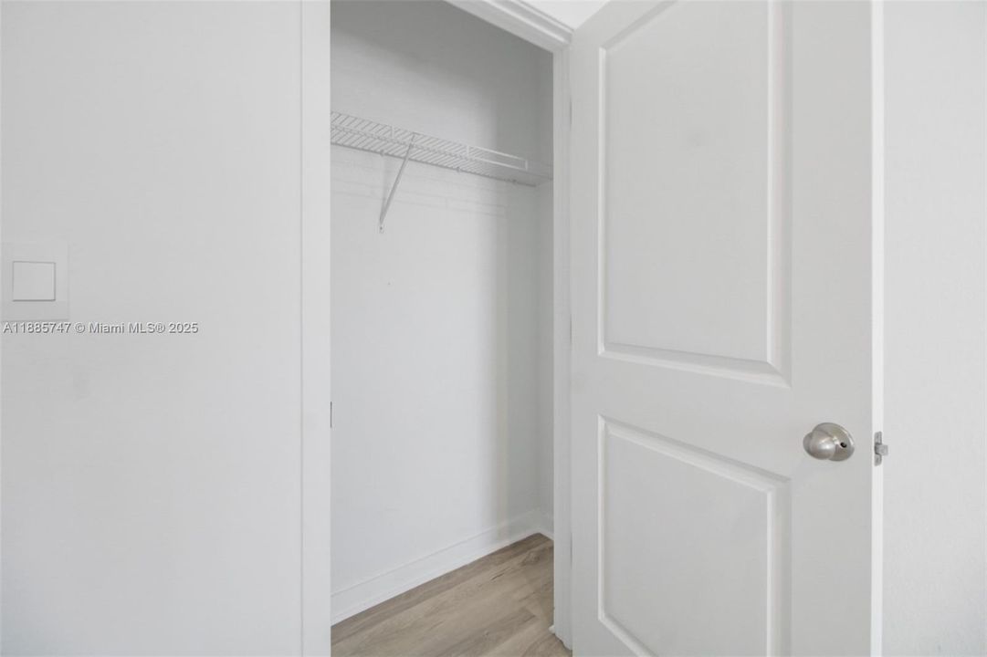 最近租的: $3,300 (3 贝兹, 2 浴室, 1597 平方英尺)