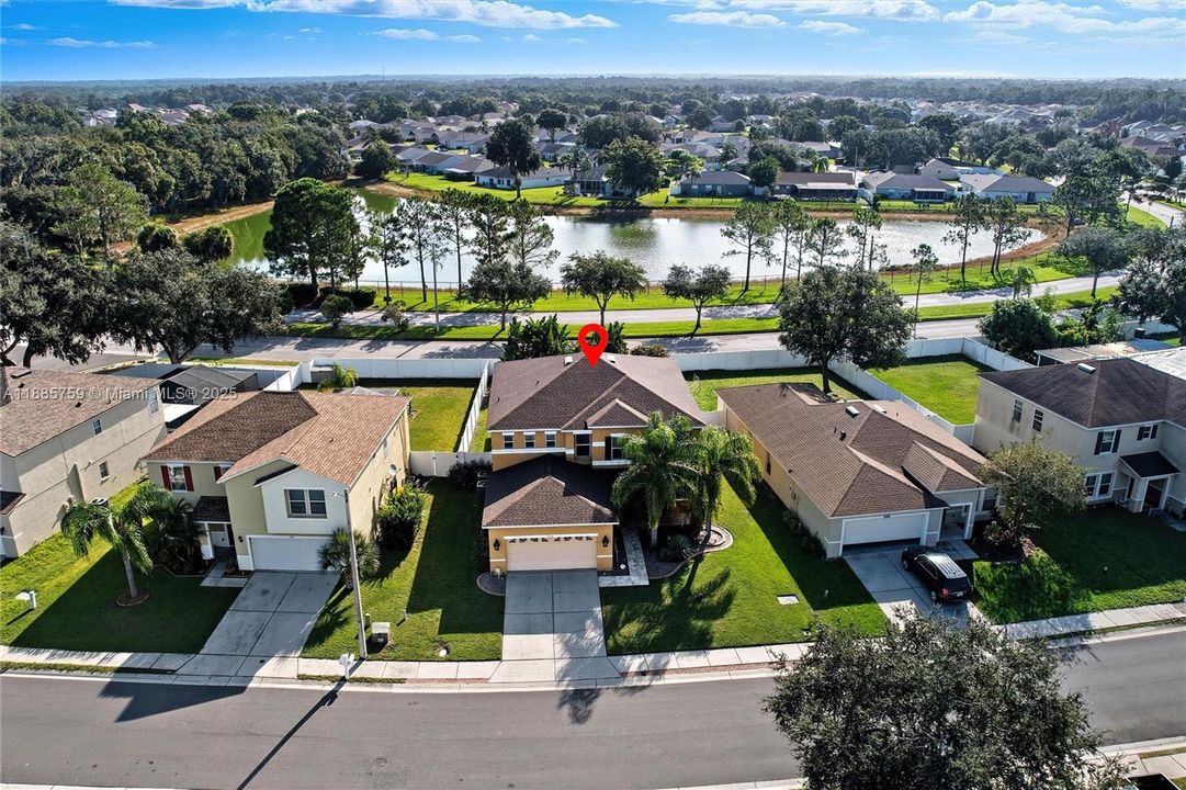 На продажу: $389,000 (4 спален, 2 ванн, 3314 Квадратных фут)