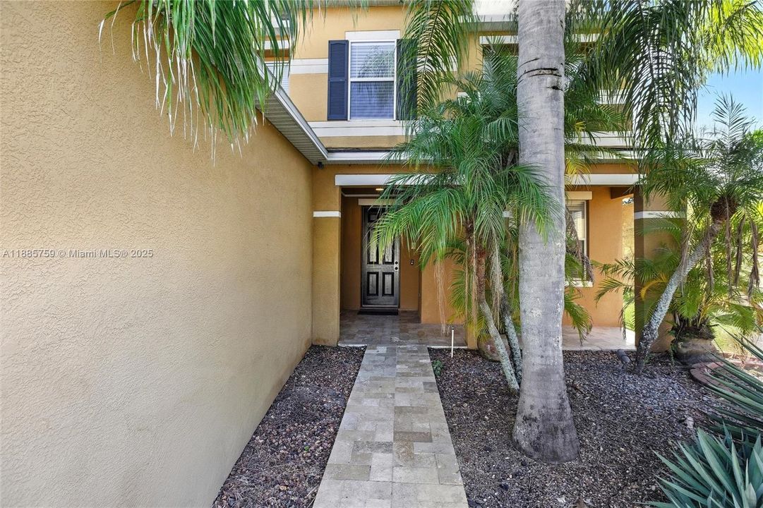 На продажу: $389,000 (4 спален, 2 ванн, 3314 Квадратных фут)