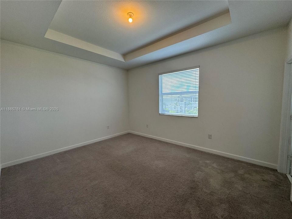 Недавно арендовано: $2,349 (3 спален, 2 ванн, 1483 Квадратных фут)