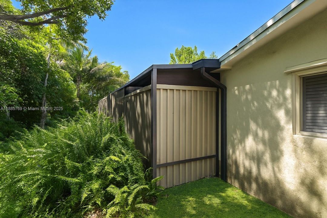 待售: $950,000 (3 贝兹, 2 浴室, 2160 平方英尺)