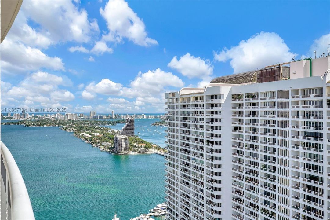 For Sale: $305,000 (0 beds, 1 baths, 503 Square Feet)