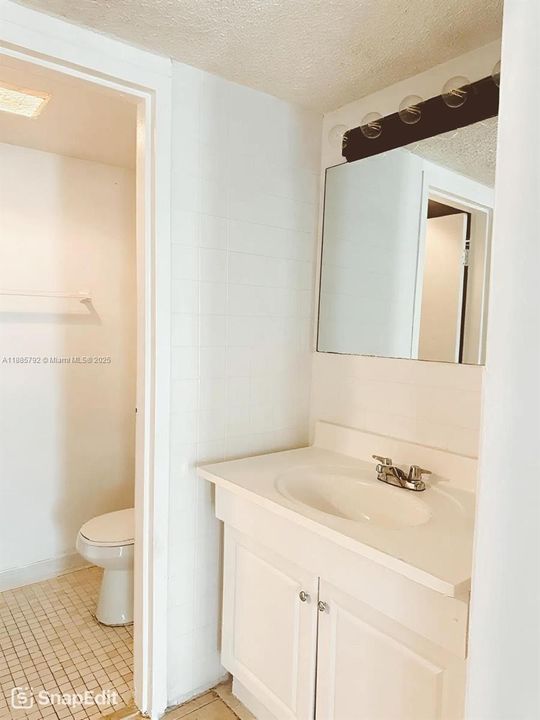 For Rent: $1,700 (2 beds, 2 baths, 1220 Square Feet)