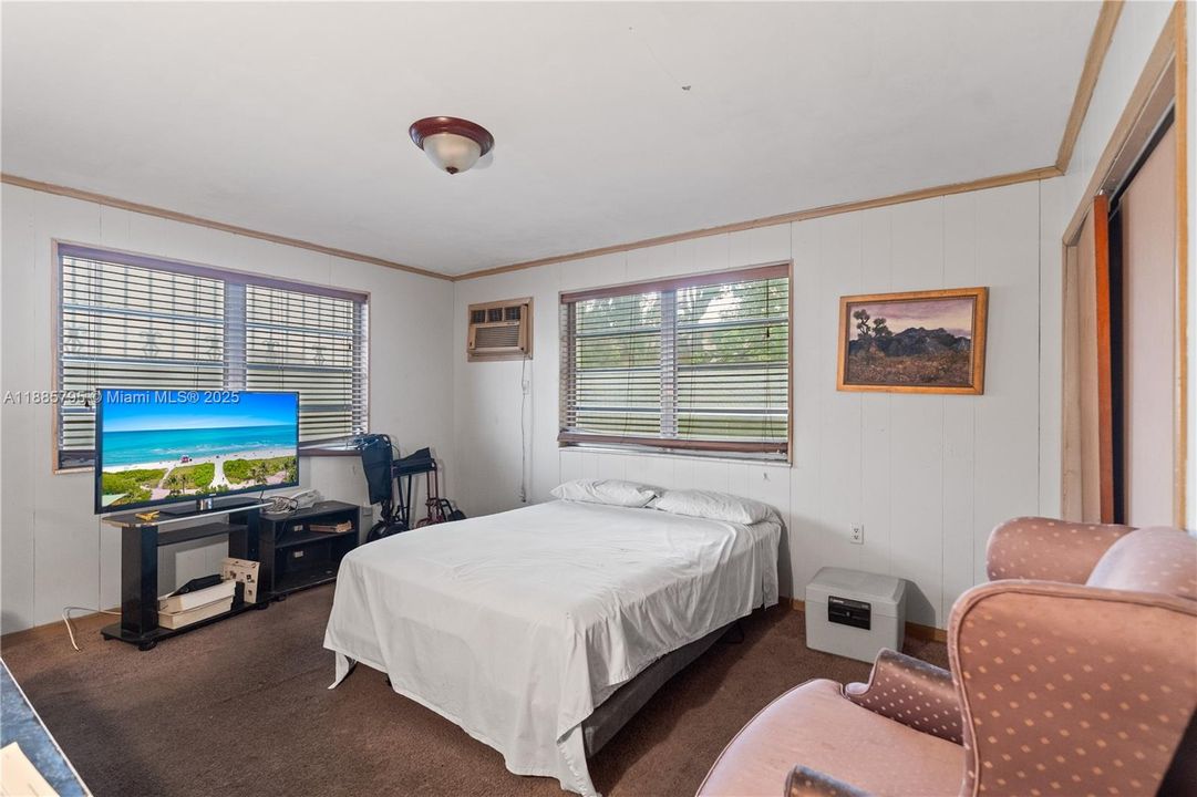 Active With Contract: $475,000 (4 beds, 3 baths, 2193 Square Feet)