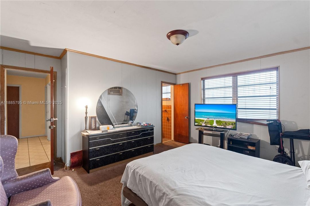 Active With Contract: $475,000 (4 beds, 3 baths, 2193 Square Feet)