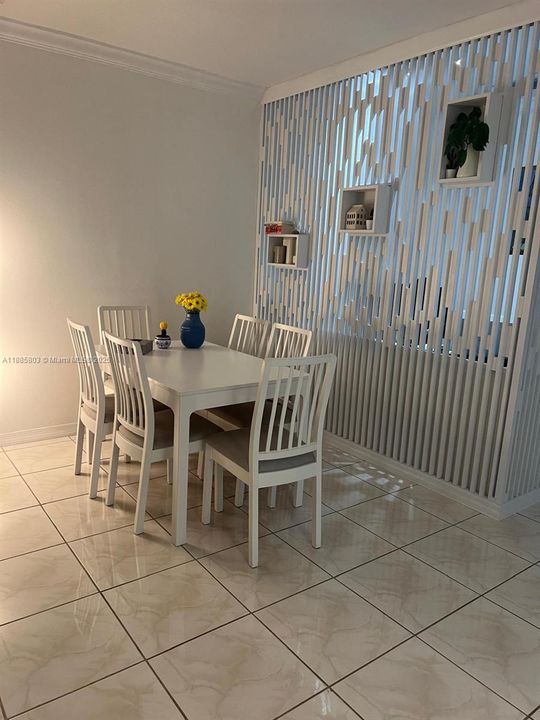 Active With Contract: $3,000 (3 beds, 2 baths, 1762 Square Feet)