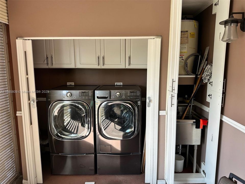 En Venta: $279,000 (3 camas, 2 baños, 1330 Pies cuadrados)