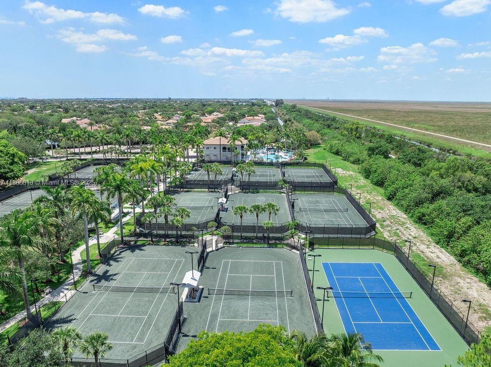 待售: $1,149,900 (5 贝兹, 3 浴室, 2942 平方英尺)