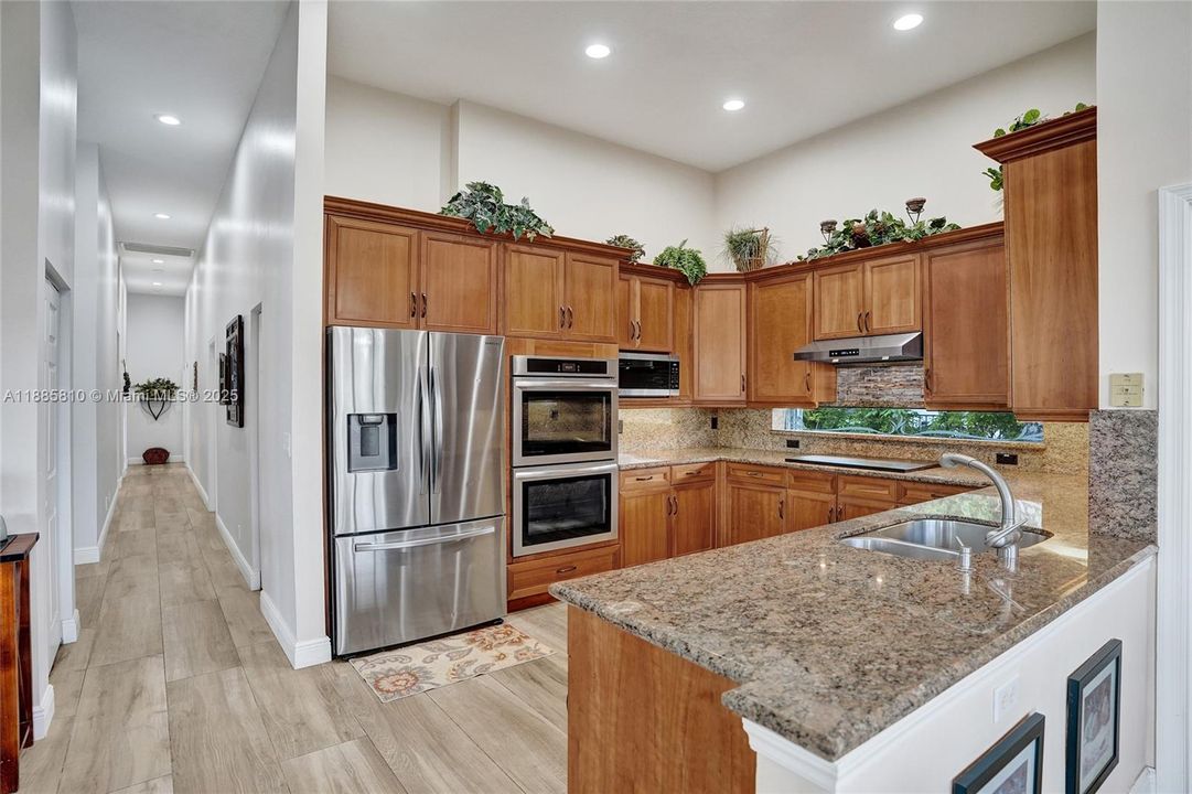 待售: $1,149,900 (5 贝兹, 3 浴室, 2942 平方英尺)