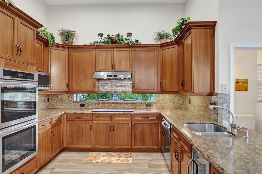 待售: $1,149,900 (5 贝兹, 3 浴室, 2942 平方英尺)