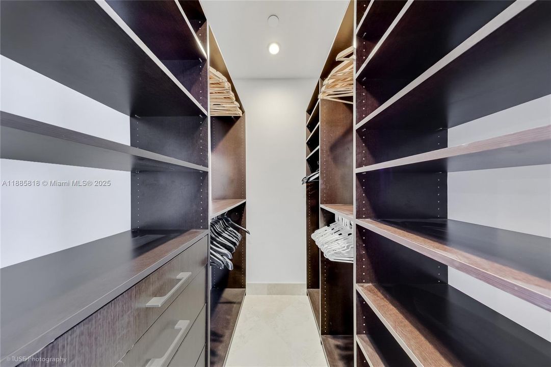 Walk in Closets