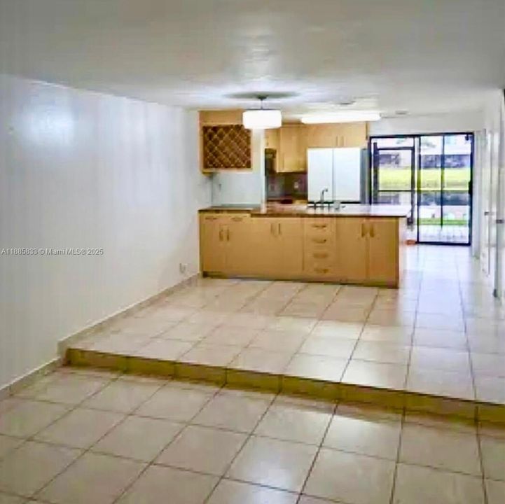 En Venta: $379,999 (2 camas, 2 baños, 1216 Pies cuadrados)