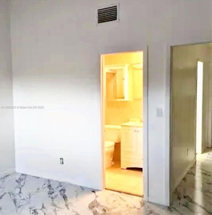 En Venta: $379,999 (2 camas, 2 baños, 1216 Pies cuadrados)