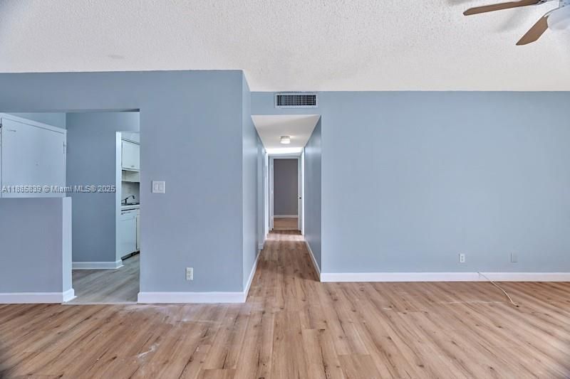 Recently Rented: $1,750 (2 beds, 2 baths, 1100 Square Feet)