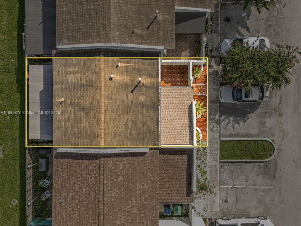 For Sale: $465,000 (3 beds, 2 baths, 1365 Square Feet)