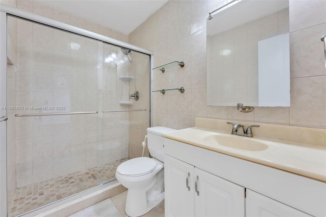 For Sale: $465,000 (3 beds, 2 baths, 1365 Square Feet)