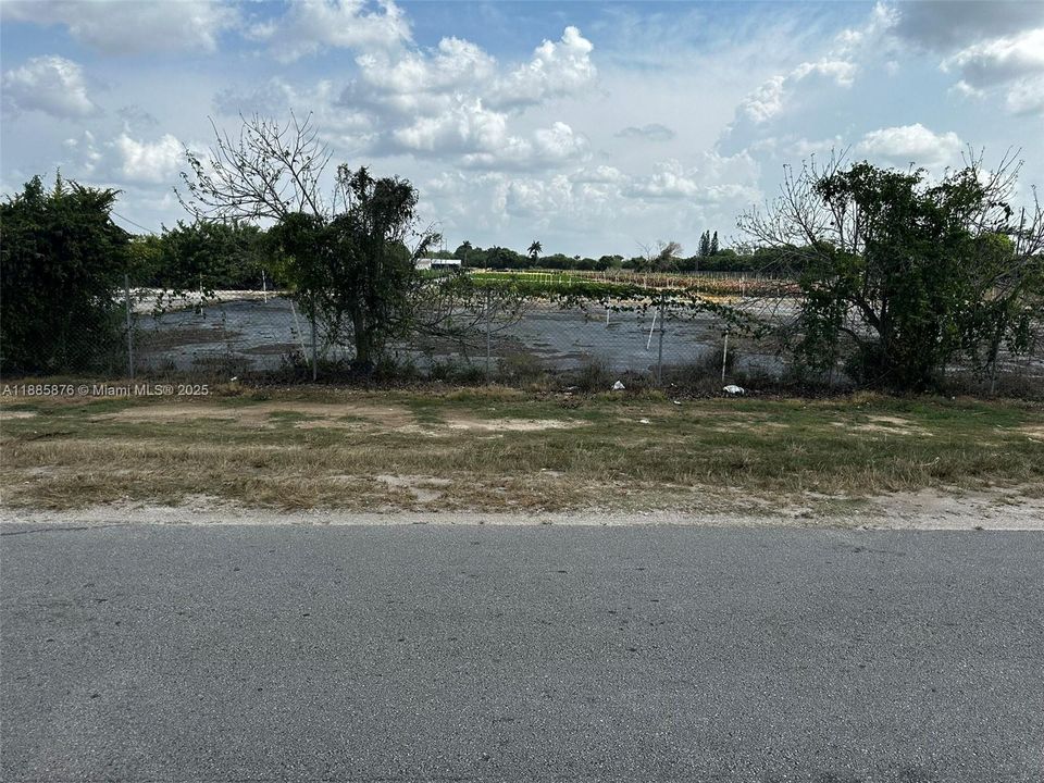 For Sale: $1,650,000 (0 beds, 0 baths, 0 Square Feet)