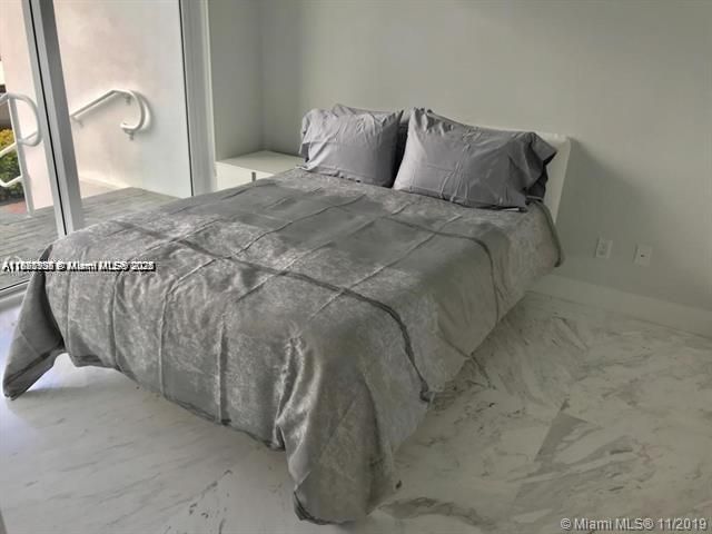 For Sale: $890,000 (2 beds, 3 baths, 1314 Square Feet)