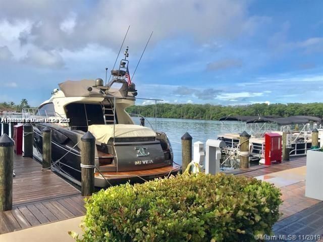 For Sale: $890,000 (2 beds, 3 baths, 1314 Square Feet)