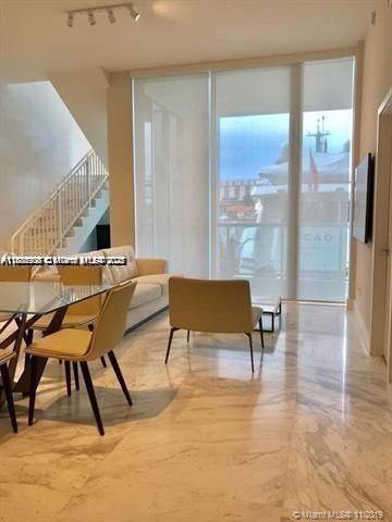 For Sale: $890,000 (2 beds, 3 baths, 1314 Square Feet)