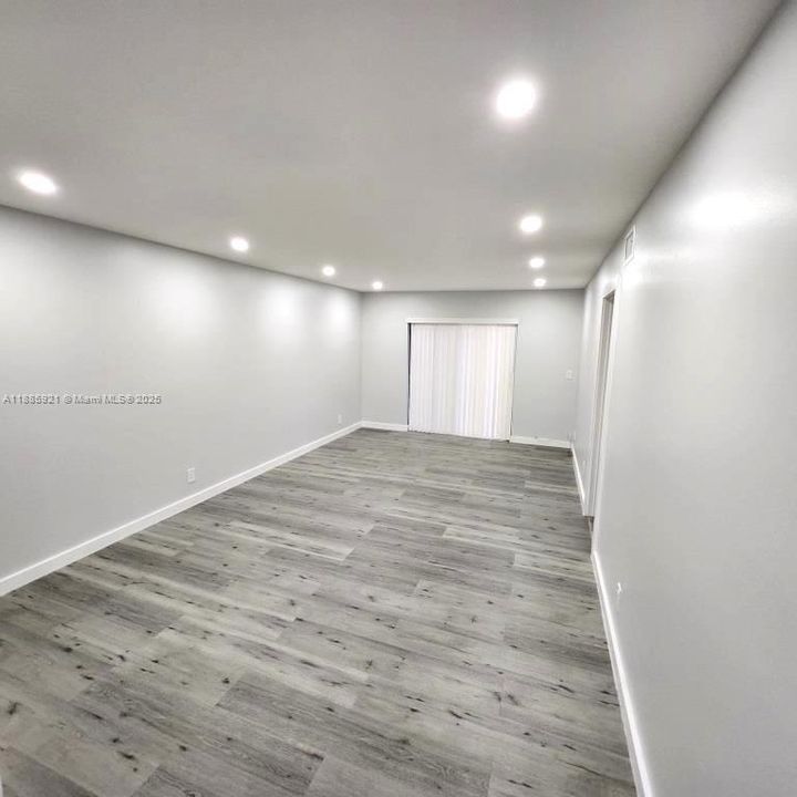 En Venta: $227,500 (2 camas, 2 baños, 972 Pies cuadrados)