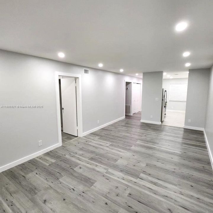 En Venta: $227,500 (2 camas, 2 baños, 972 Pies cuadrados)