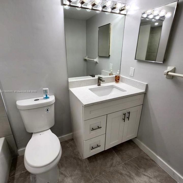 En Venta: $227,500 (2 camas, 2 baños, 972 Pies cuadrados)