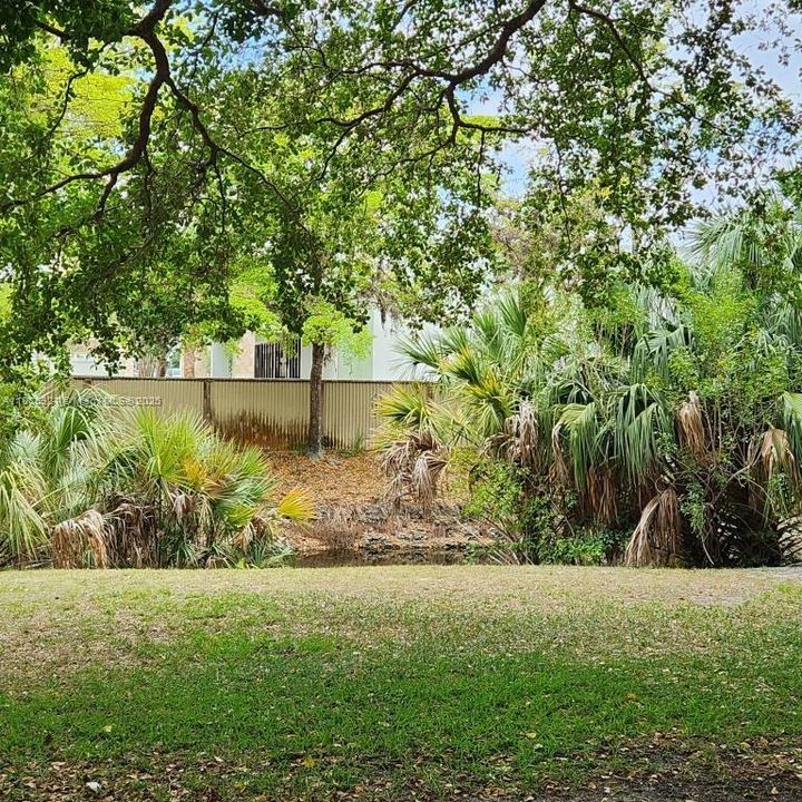 En Venta: $227,500 (2 camas, 2 baños, 972 Pies cuadrados)